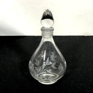 Vintage Lentheric Bouquet 4 oz Etched Perfume Bottle w/ Stopper 5.5” Tall EMPTY